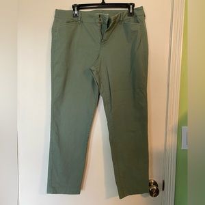 Old Navy cropped denim